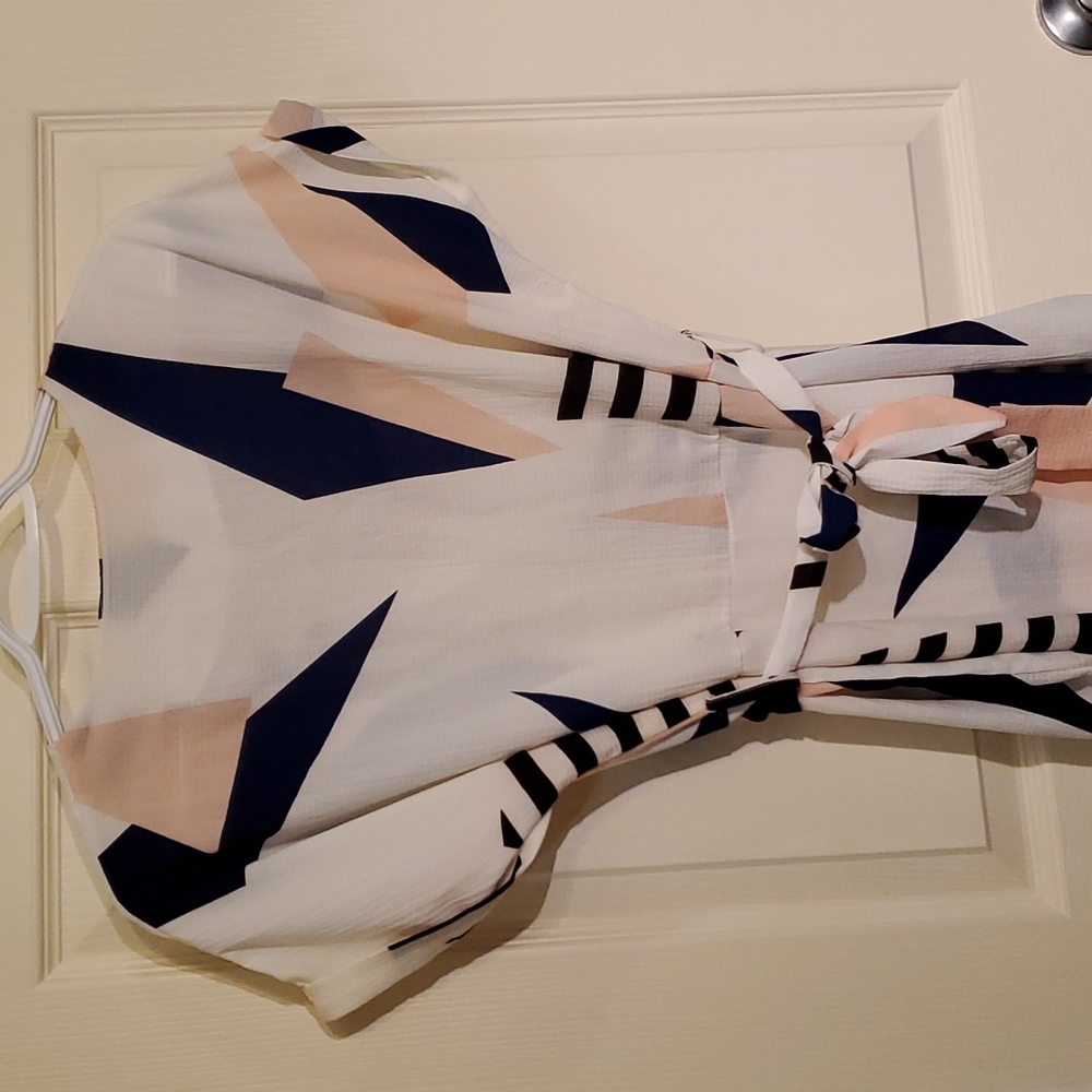Dress - Picture 4 of 4